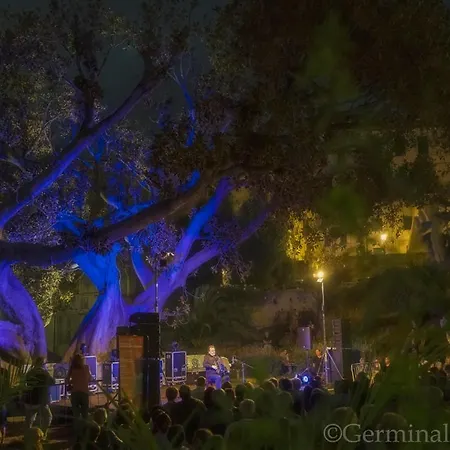 Гостевой дом Dormiusa 4*