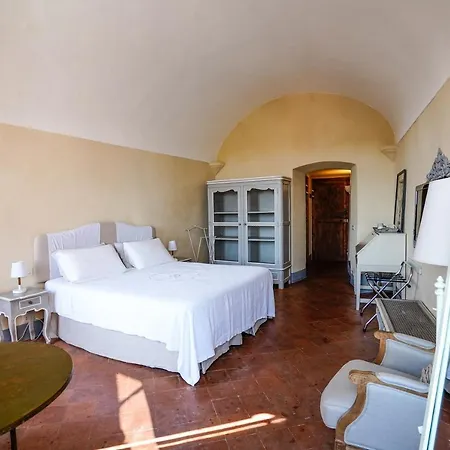 Dormiusa Guest house *
