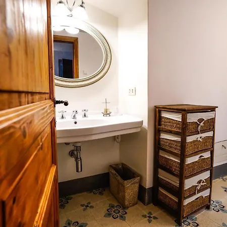 Dormiusa Guest house *