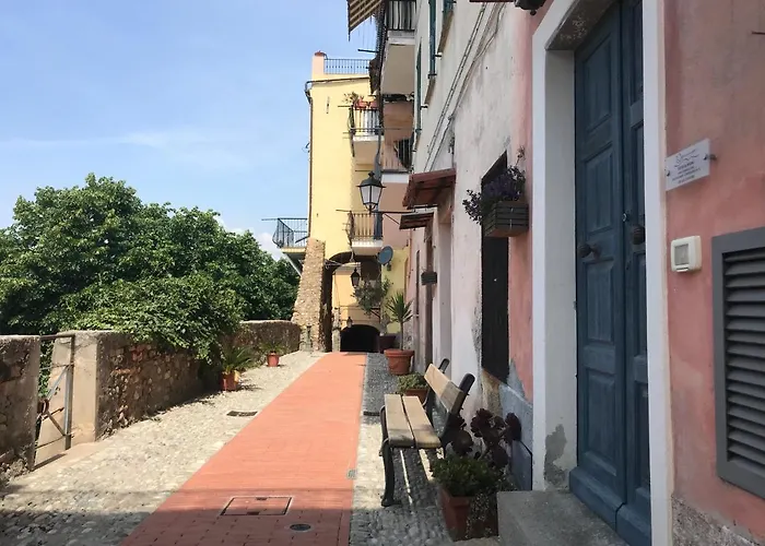 Dormiusa Pensión 4*